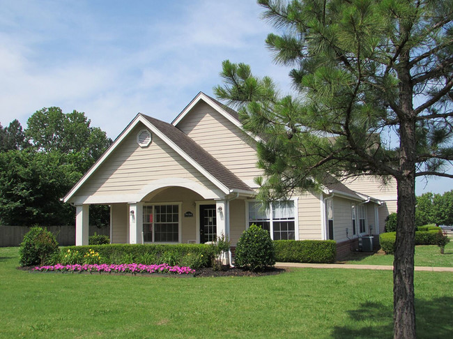 Welcome to the Gardens at Pryor Creek Apartments - Gardens at Pryor Creek