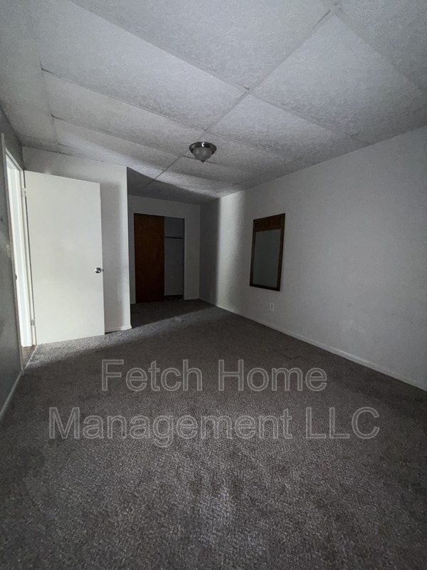 Building Photo - 10669 Jonestown Rd