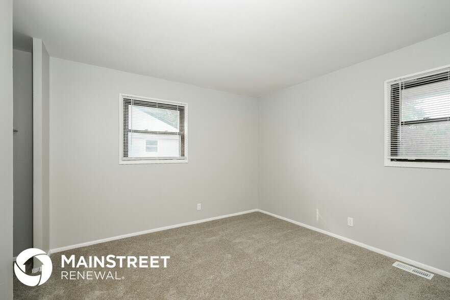 Building Photo - 3730 Erin Dr