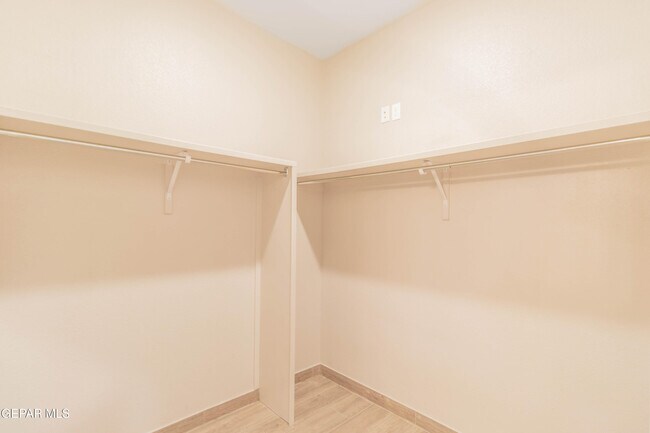 Building Photo - 14993 Eddie Mullens Ct