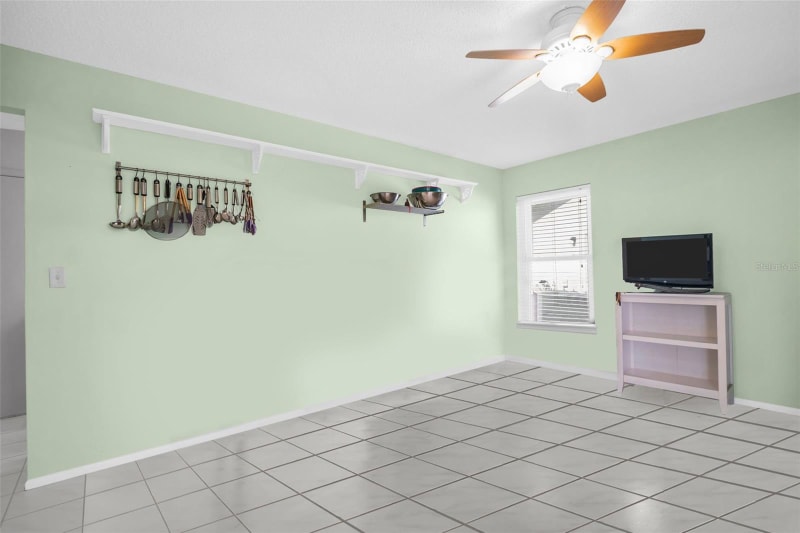 Building Photo - 2967 Macalpin Dr N