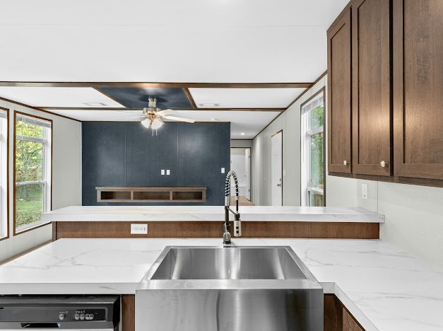 Building Photo - 1702 Dakota Trce