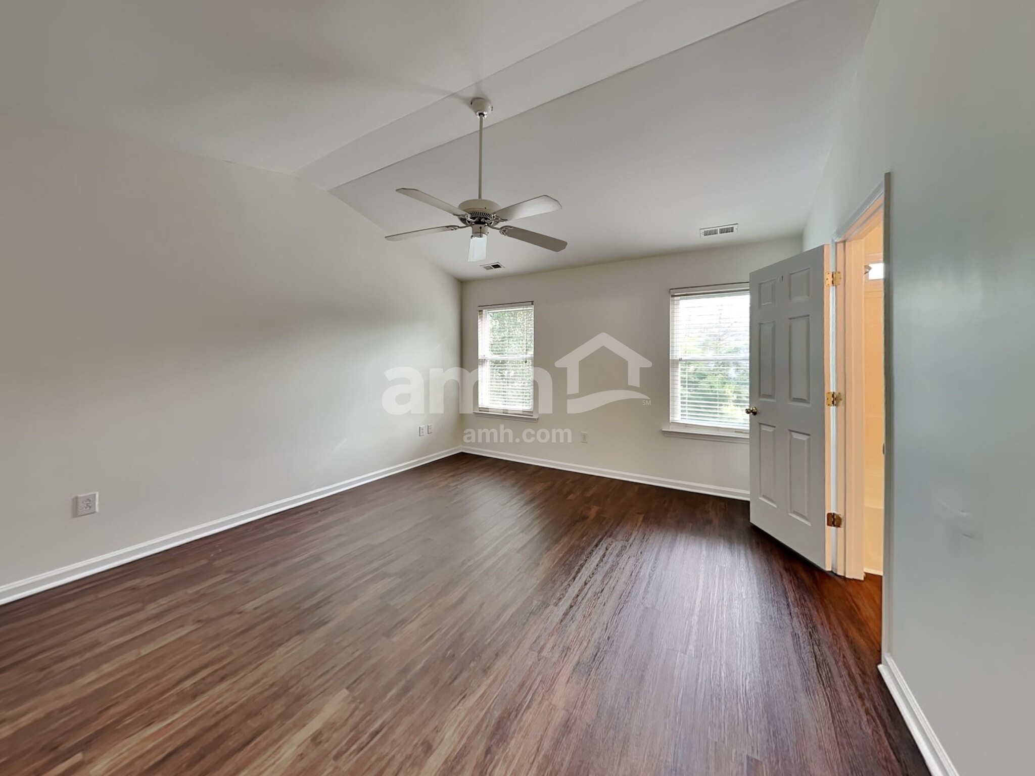 Building Photo - 4401 Cobble Creek Ln