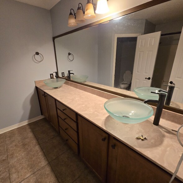 Building Photo - 4265 Antioch Rd