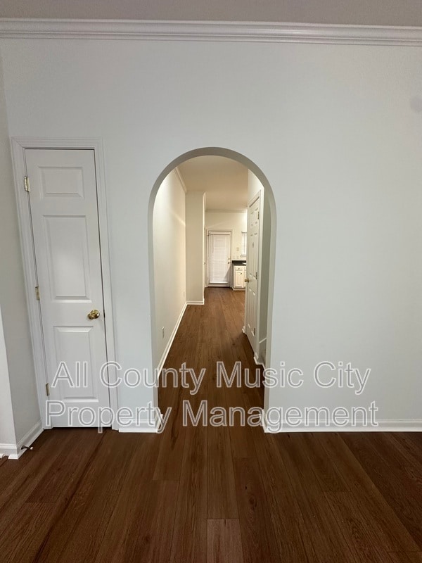 Building Photo - 1101 Downs Blvd