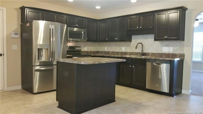 Building Photo - 100 Burr Oak Cir