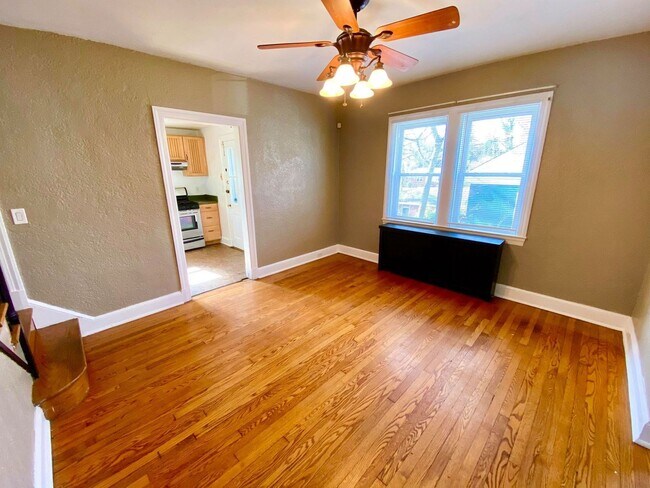 Building Photo - Charming 4BD/2BA Home in Catonsville, MD!