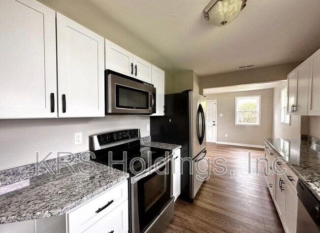 Building Photo - 115 Orange Dr
