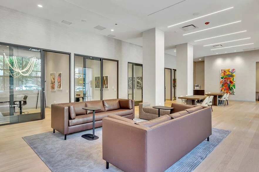 Building Photo - 1101 W Jackson Blvd