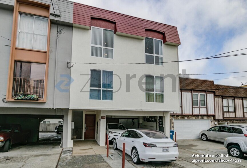 Building Photo - 468 90th St