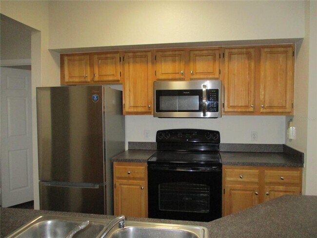 Building Photo - 6021 Westgate Dr