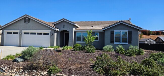 Building Photo - 589 Paseo Verde Dr