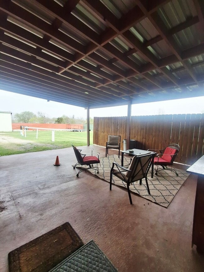 Building Photo - Welcome to the Cottage!