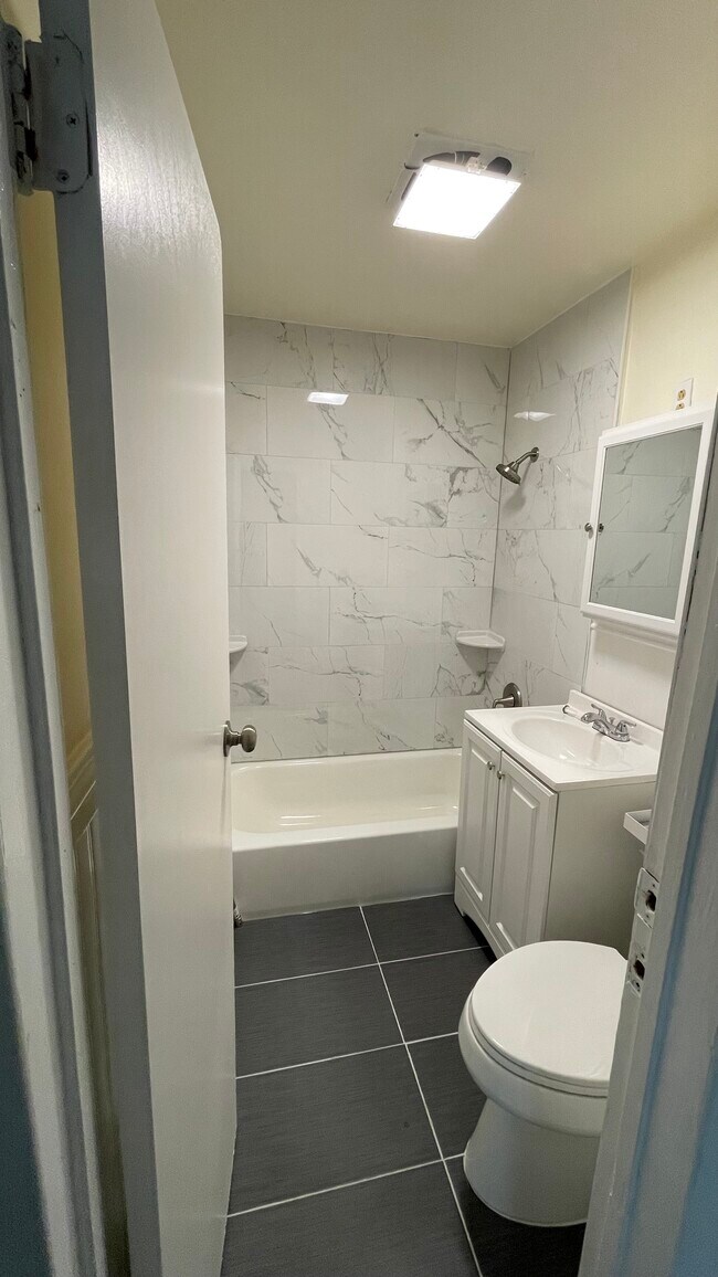 Building Photo - 5811 254th St