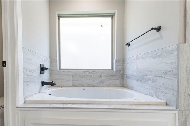 Building Photo - Beautiful 4 Bedroom 2 Bathroom Home in Deer Creek Schools with a Storm Shelter and Outdoor Fireplace