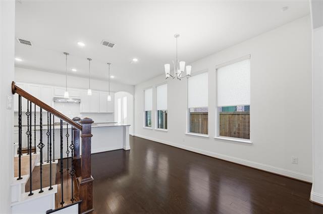 Building Photo - 18136 Lakefront Ct