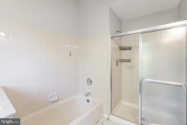 Building Photo - 5040 Southern Star Terrace