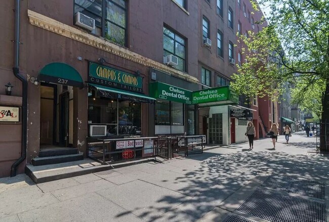 Building Photo - 237 West 14th Street