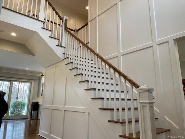 Building Photo - 99 Spinney Rd