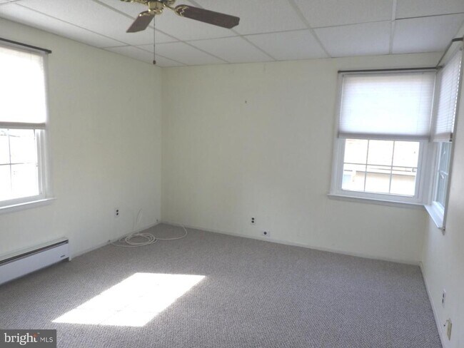 Building Photo - 110 Cambridge Ave