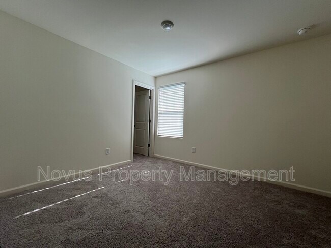 Building Photo - 62 Colbury St