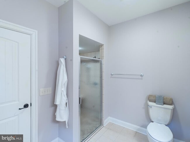 Building Photo - 2616 Greenport Dr