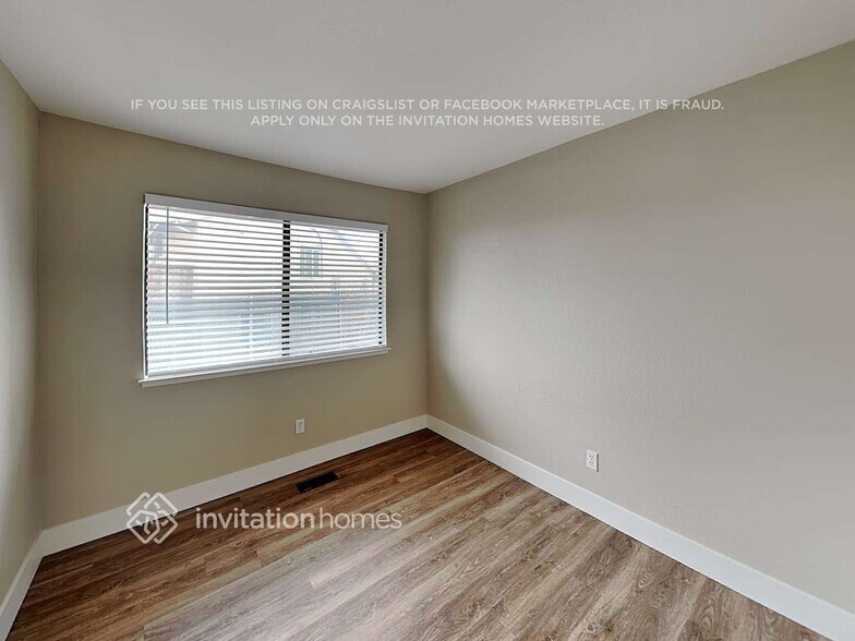 Building Photo - 449 Topsail Dr