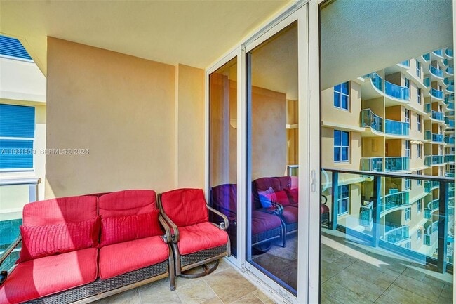 Building Photo - 2501 S Ocean Dr