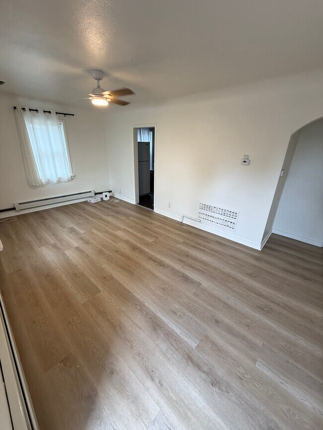 Building Photo - 1226 Pleasant Acres Dr