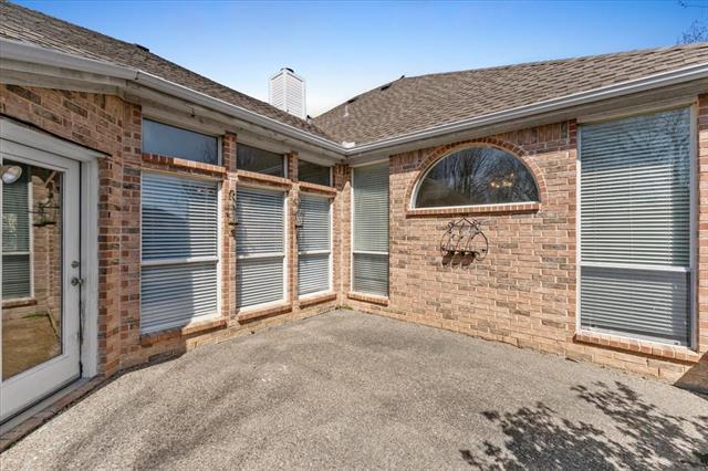 Building Photo - 8408 Falconet Cir