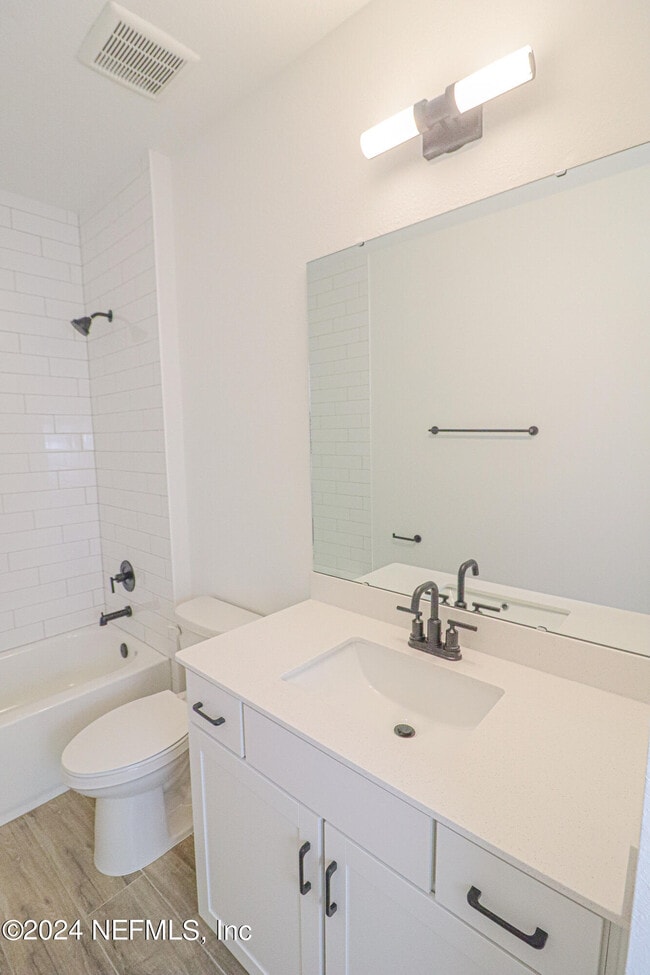 Building Photo - 483 Stargaze Ln
