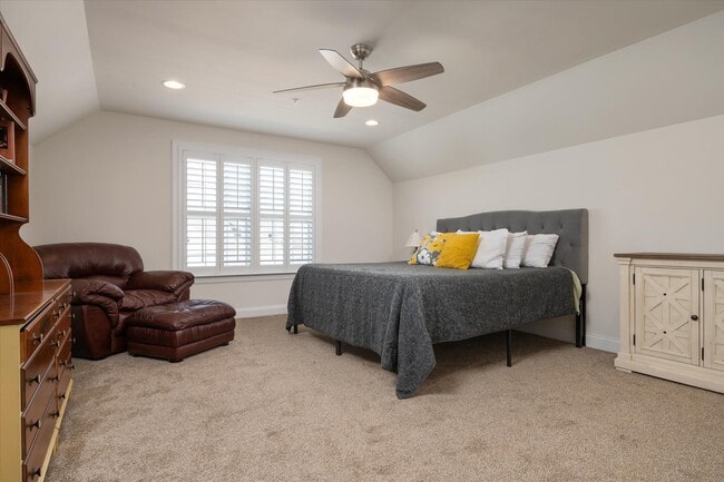 Building Photo - 312 Topside Dr