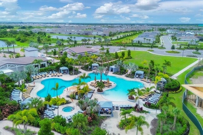 Building Photo - 3293 Hilltop Cir