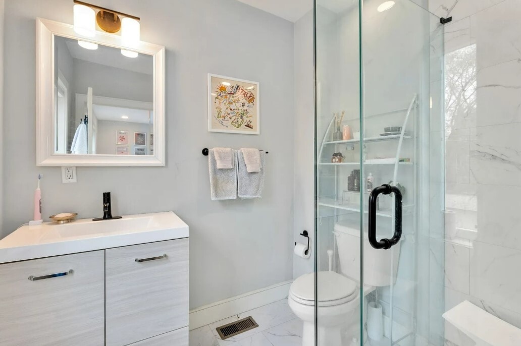 Full bath for bedroom 2 - 169 W 9th St