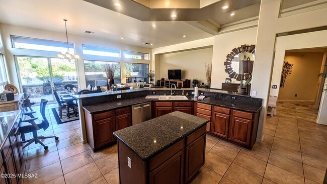 Building Photo - 13816 Topflite Dr