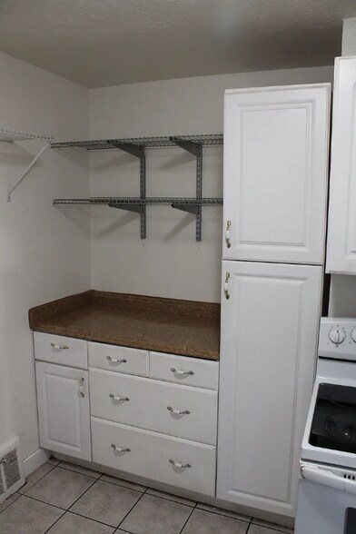 Building Photo - 1531 Willow St