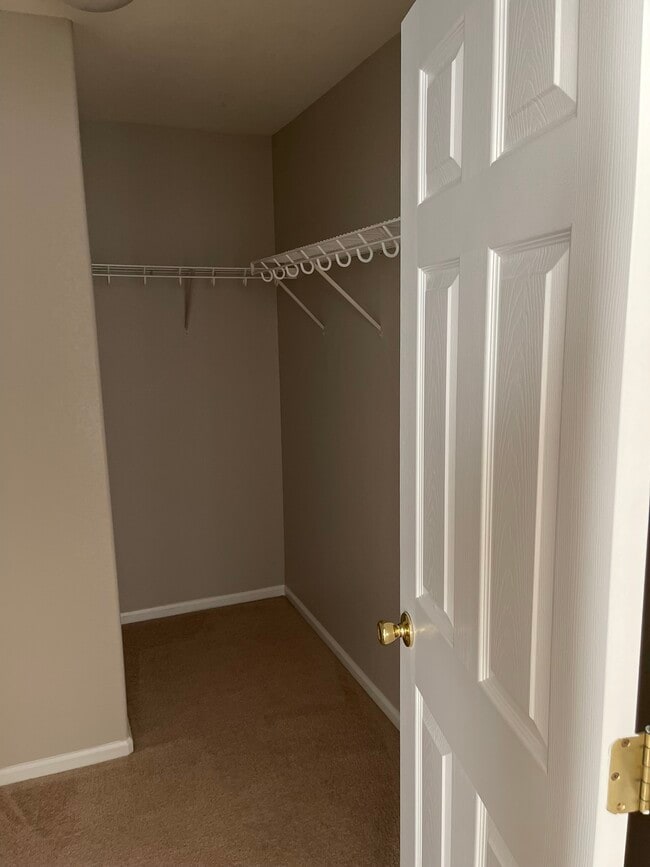 Building Photo - 5407 Rhyolite Way