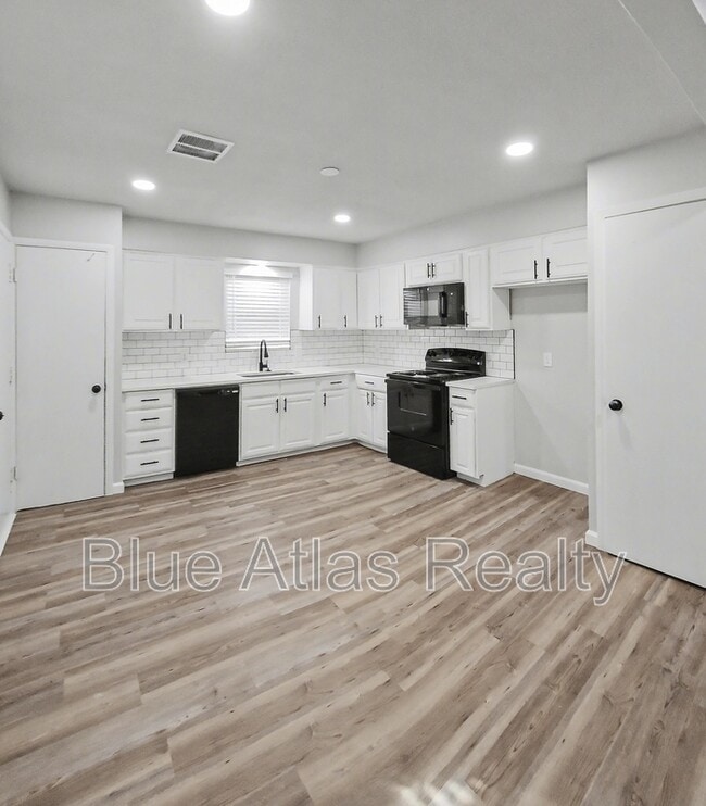 Building Photo - 2510 Materhorn Dr