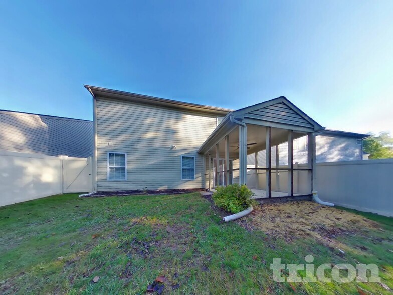 Building Photo - 9225 Dry Creek Dr