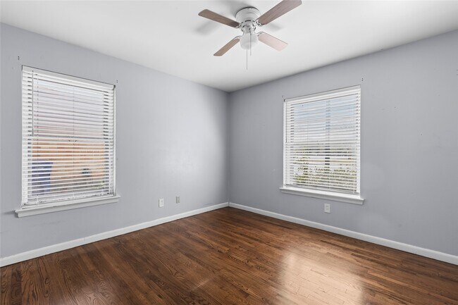 Building Photo - 1809 Westway Ave