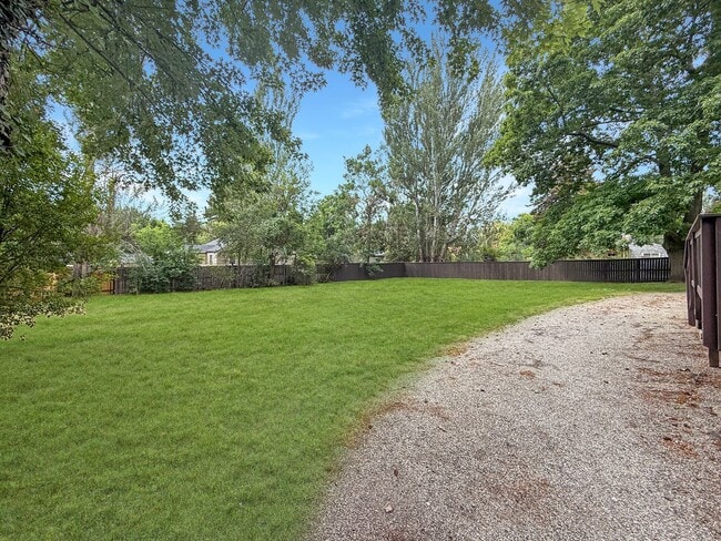 Building Photo - HISTORIC TWO-STORY HOME WITH CHARMING FEAT...