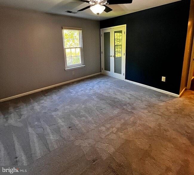 Building Photo - 38 White Pine Cir