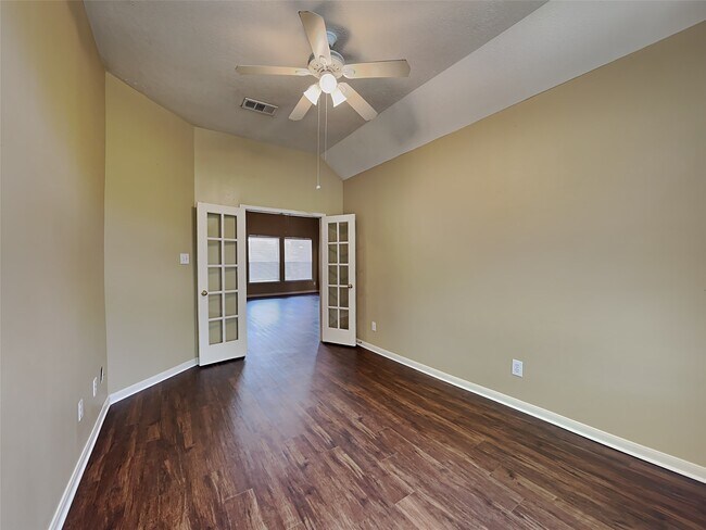 Building Photo - 3493 Cedar Prairie Dr