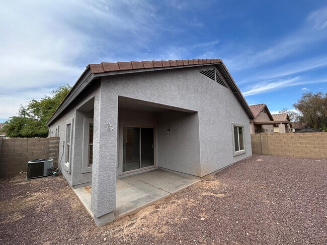 Building Photo - 17190 W Desert Ln