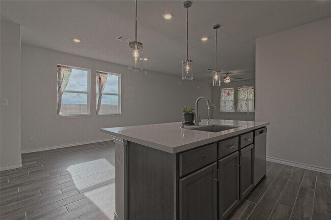 Building Photo - 147 Breccia Trl