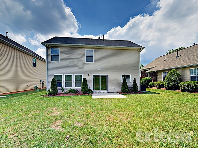 Building Photo - 4319 Stone Mountain Dr