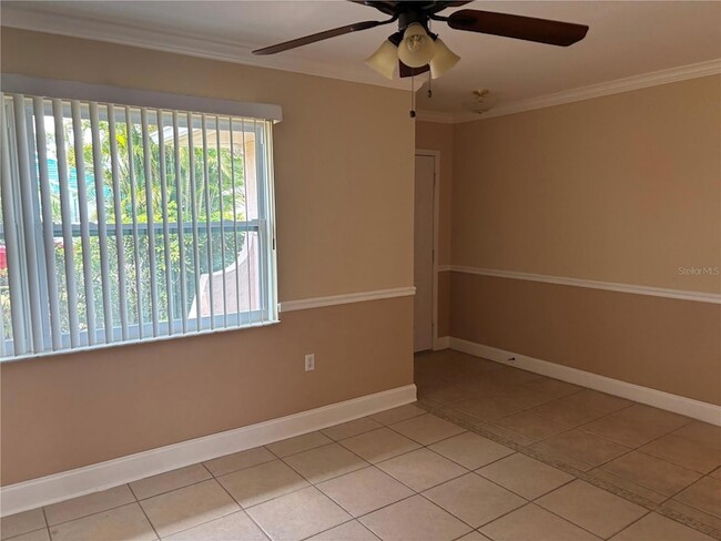 Building Photo - 307 Flamingo Rd