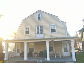 Building Photo - 3709 Nortonia Rd