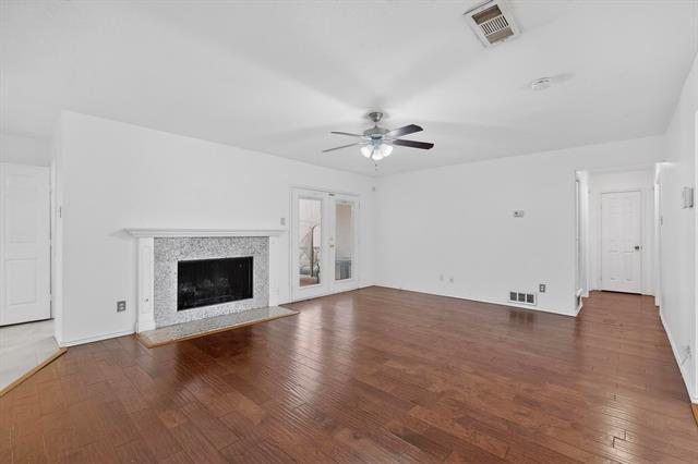 Building Photo - 3401 Hillsdale Ln