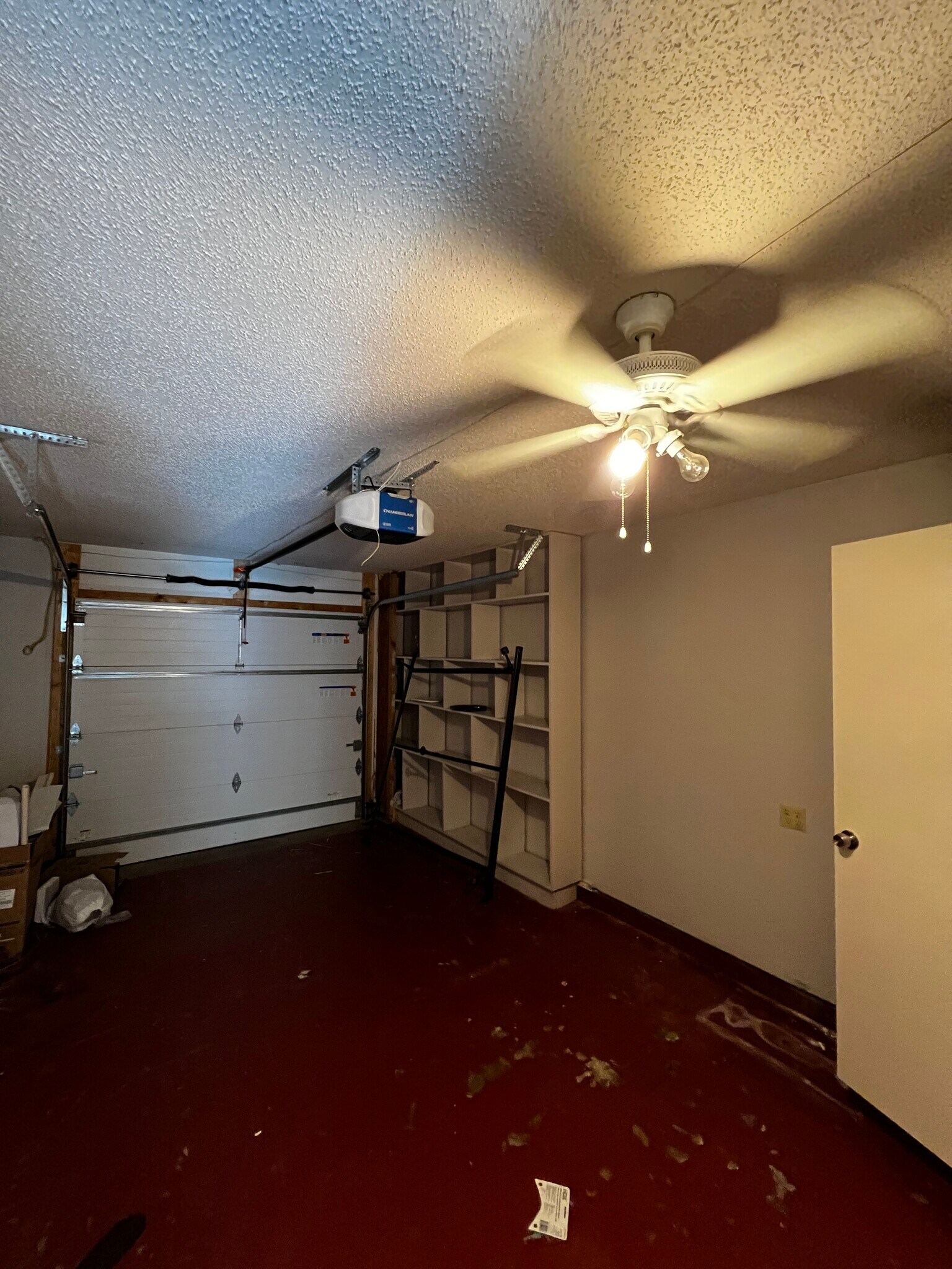 Building Photo - 2813 Capri St